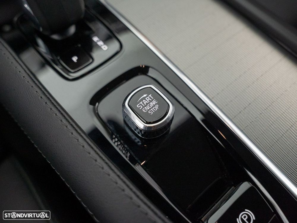 Volvo XC 90 2.0 T8 PHEV Plus Bright AWD - 29