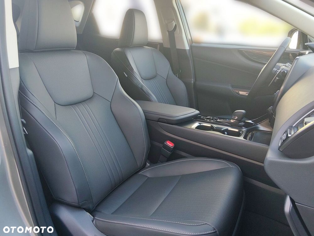 Lexus NX - 14