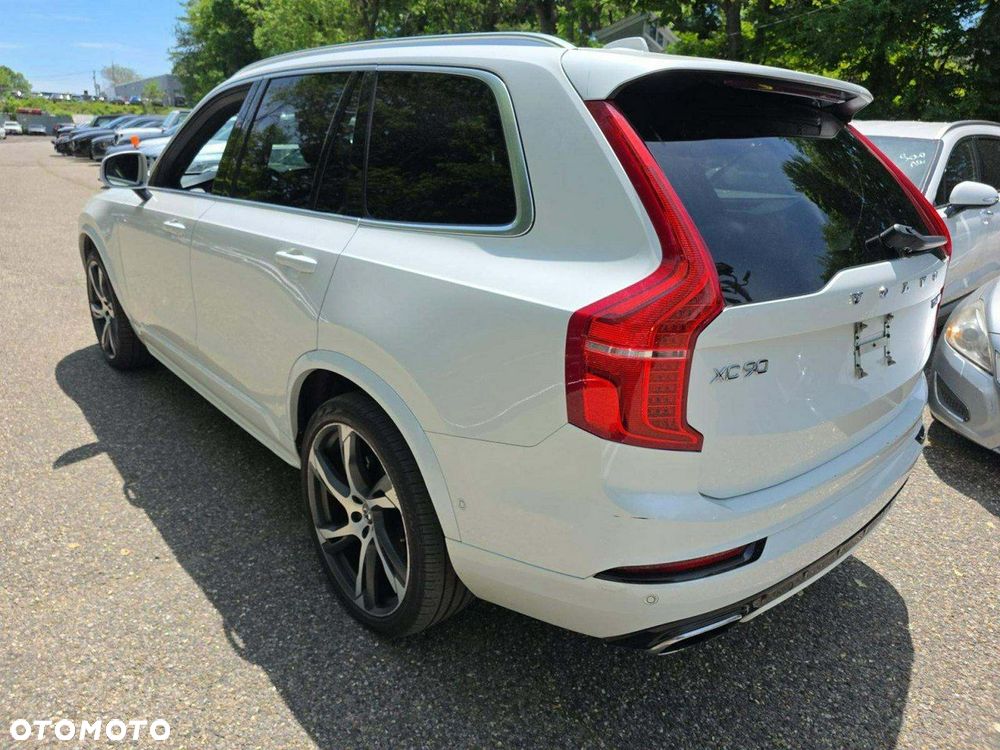 Volvo XC 90 T6 AWD R-Design - 4