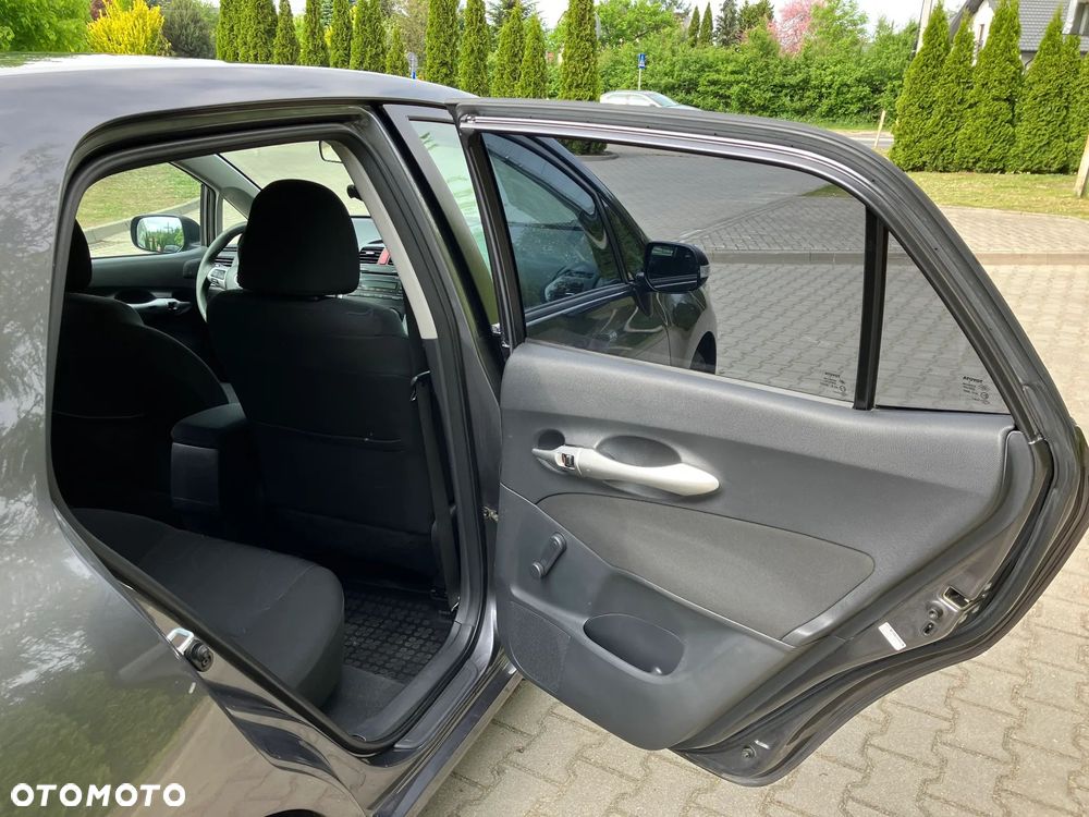 Toyota Auris - 10
