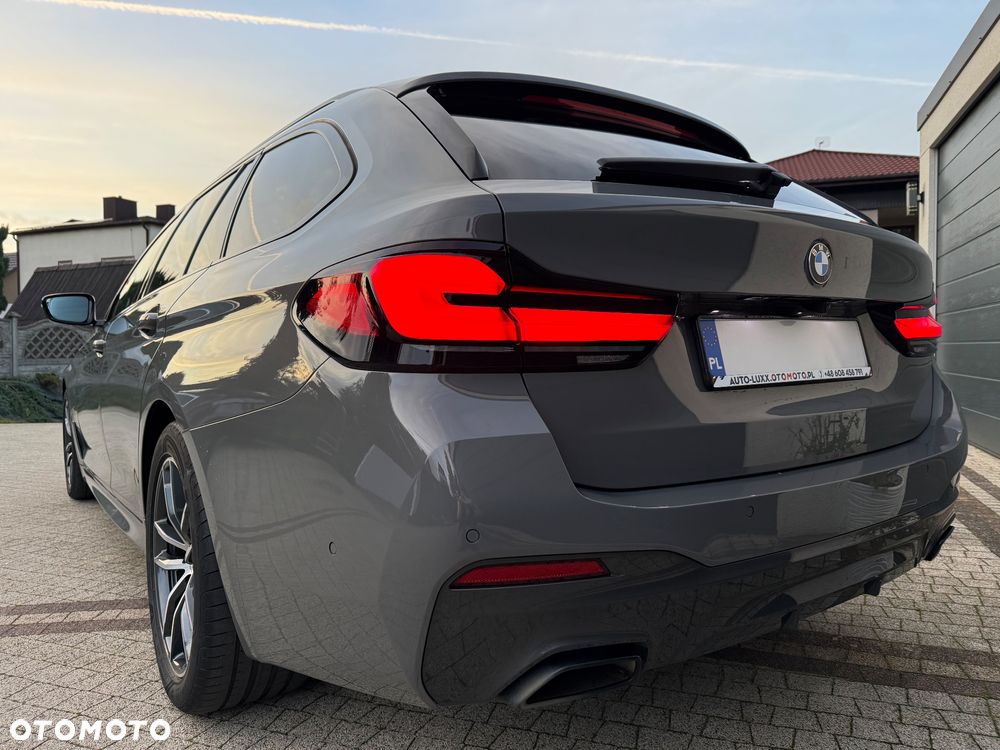 BMW Seria 5 520d M Sport - 9