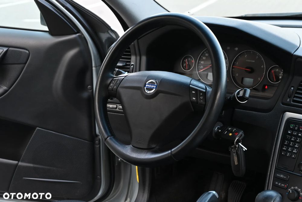 Volvo S60 2.4D5 Momentum - 27