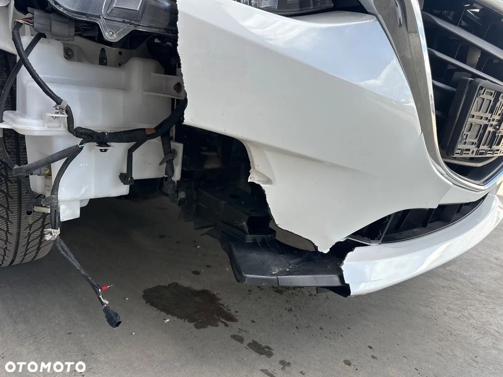 Mazda 3 2.0 Skyenergy EU6 - 11
