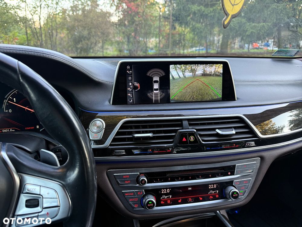 BMW Seria 7 730d xDrive - 32