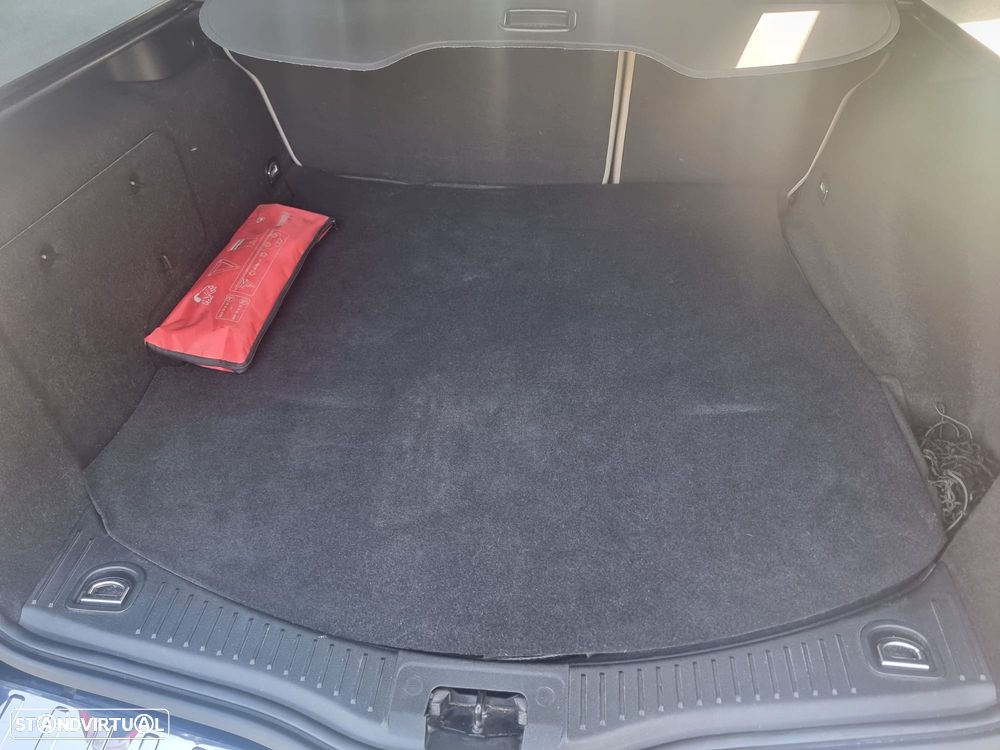Ford Mondeo SW 2.0 TDCi Titanium S - 13