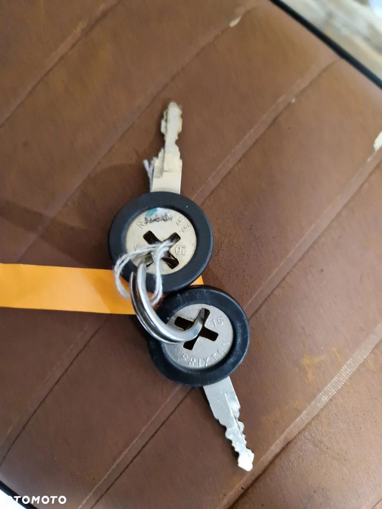 Brixton Cromwell - 20