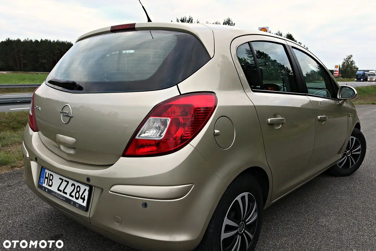 Opel Corsa 1.4 Cosmo - 23