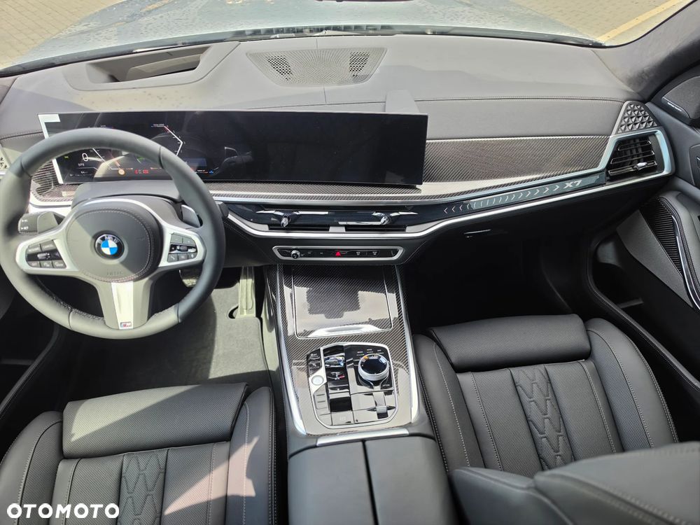 BMW X7 xDrive40d mHEV Individual Edition sport - 25
