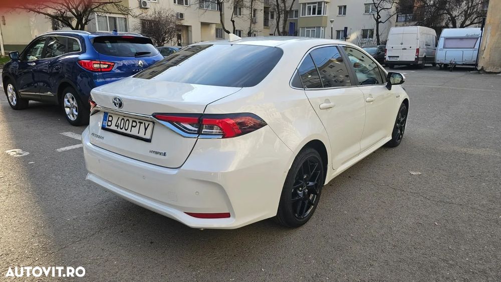 Toyota Corolla 1.8 HSD Exclusive - 3