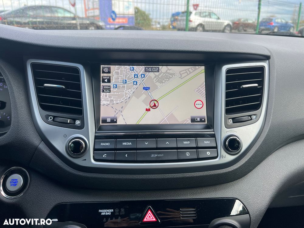 Hyundai Tucson 2.0 CRDI 2WD Style - 18