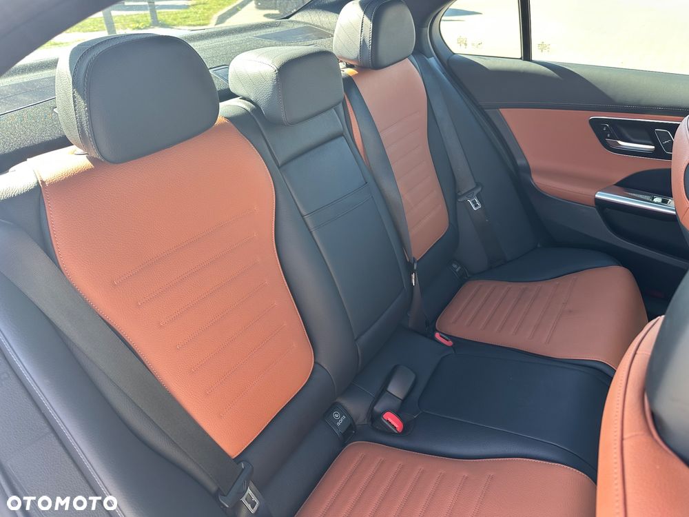 Mercedes-Benz Klasa C AMG 43 4Matic AMG Speedshift MCT9G - 13