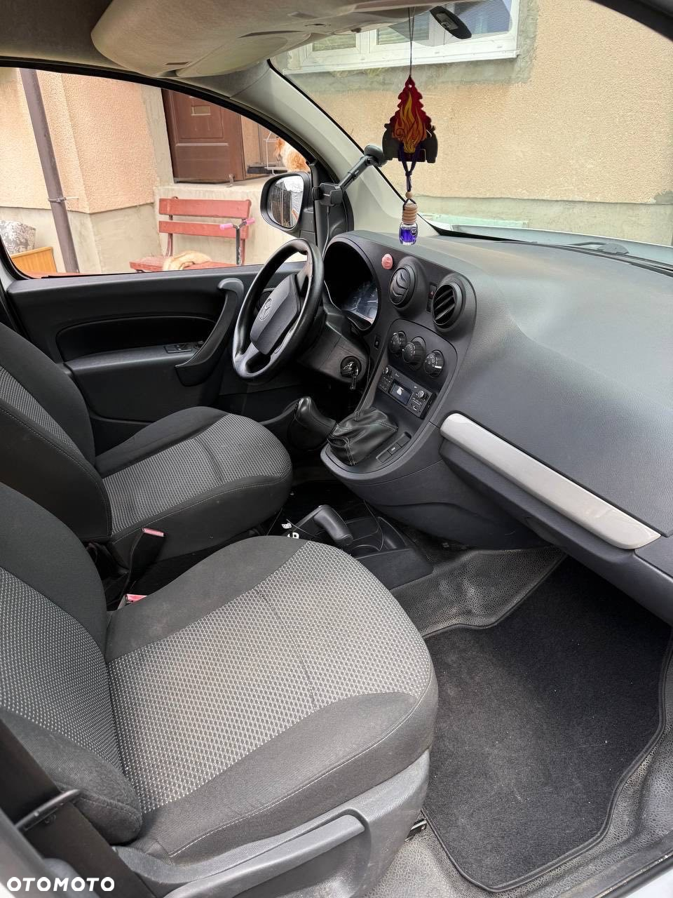 Mercedes-Benz CITAN - 11