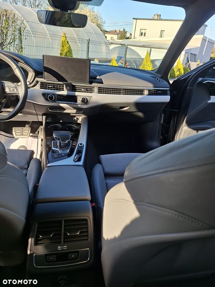 Audi A4 Avant 35 TFSI mHEV S Line S tronic - 17