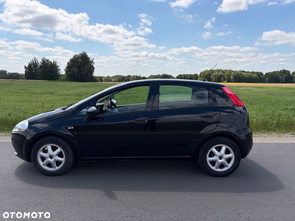 Fiat Grande Punto - 4