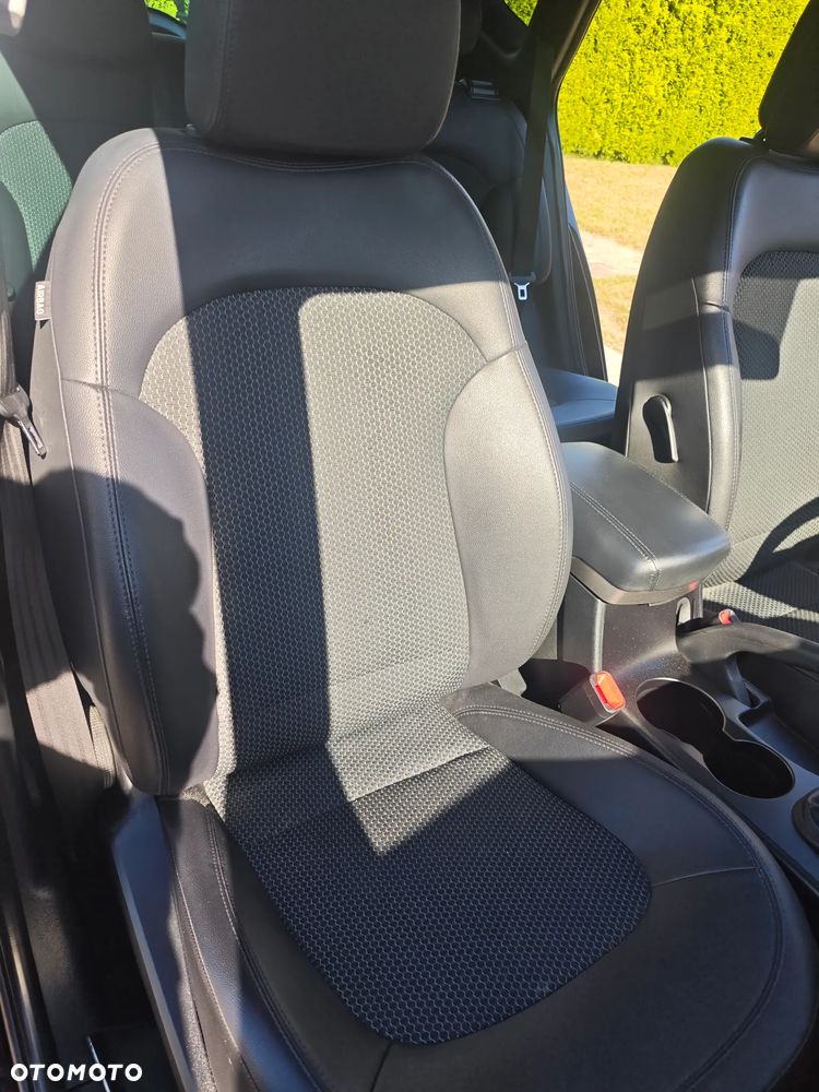 Hyundai ix35 - 19