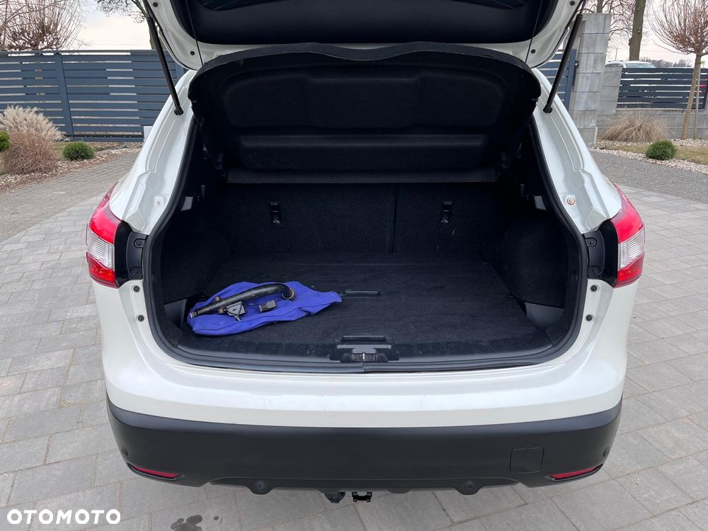 Nissan Qashqai 1.6 DIG-T Tekna - 23