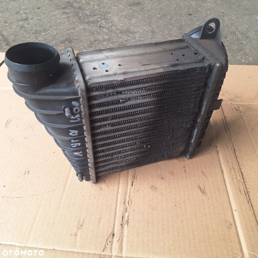 CHLODNICA POWIETRZA INTERCOOLER VW SEAT LEON 1.9 TDI - 3