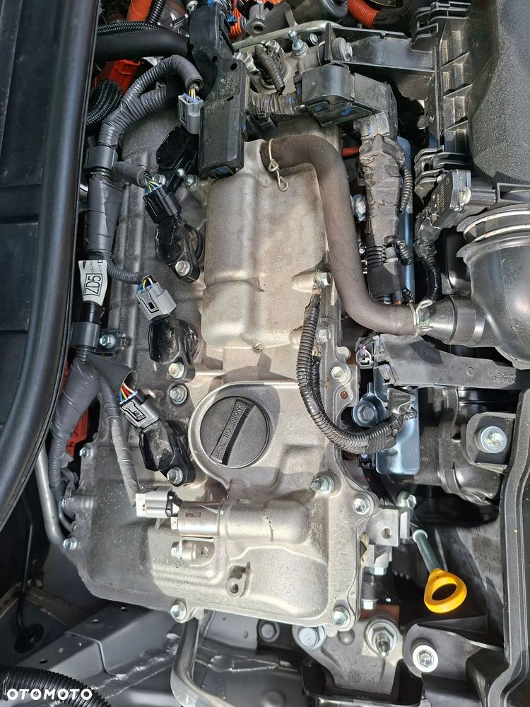 Toyota Auris 1.8 HSD Sol - 24
