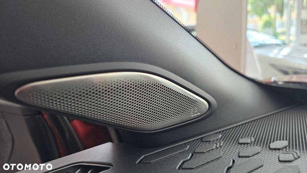 Toyota C-HR 2.0 PHEV Dynamic Force Tokyo Edition - 10