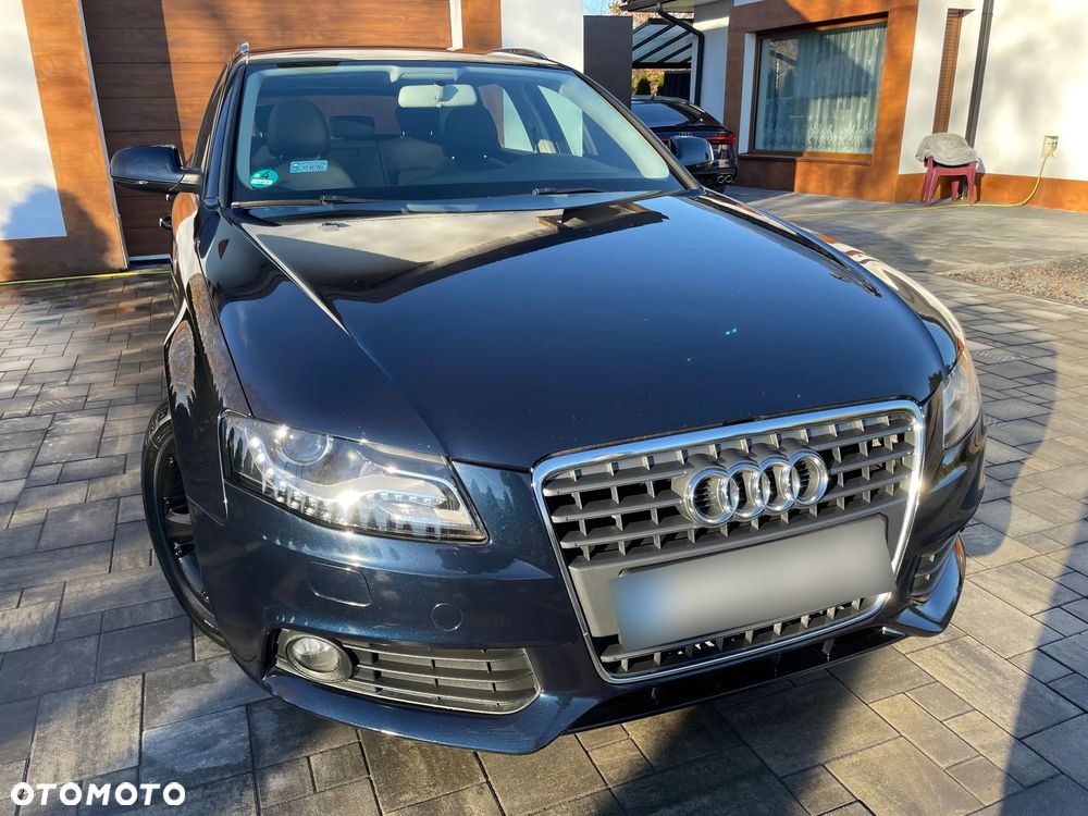 Audi A4 Avant - 4