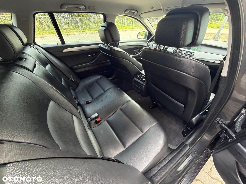 BMW Seria 5 520d BluePerformance - 29