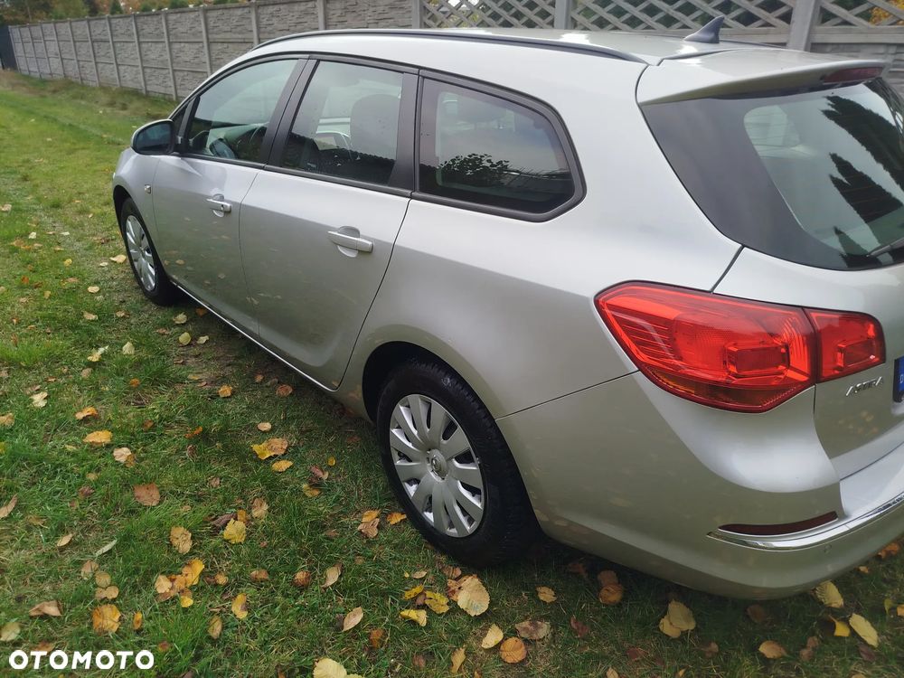 Opel Astra 1.4 Turbo Edition Sport - 4