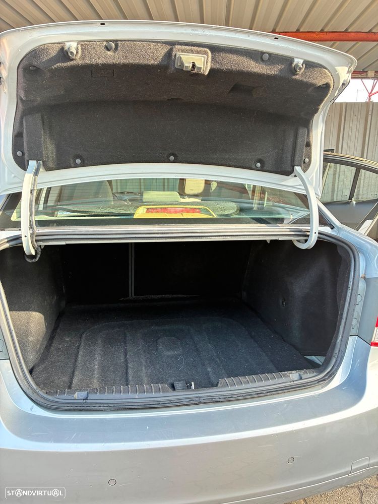 Chevrolet Cruze 1.6 LS - 10