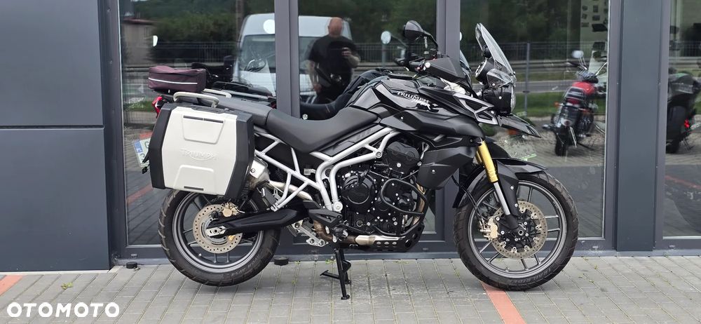Triumph Tiger - 2