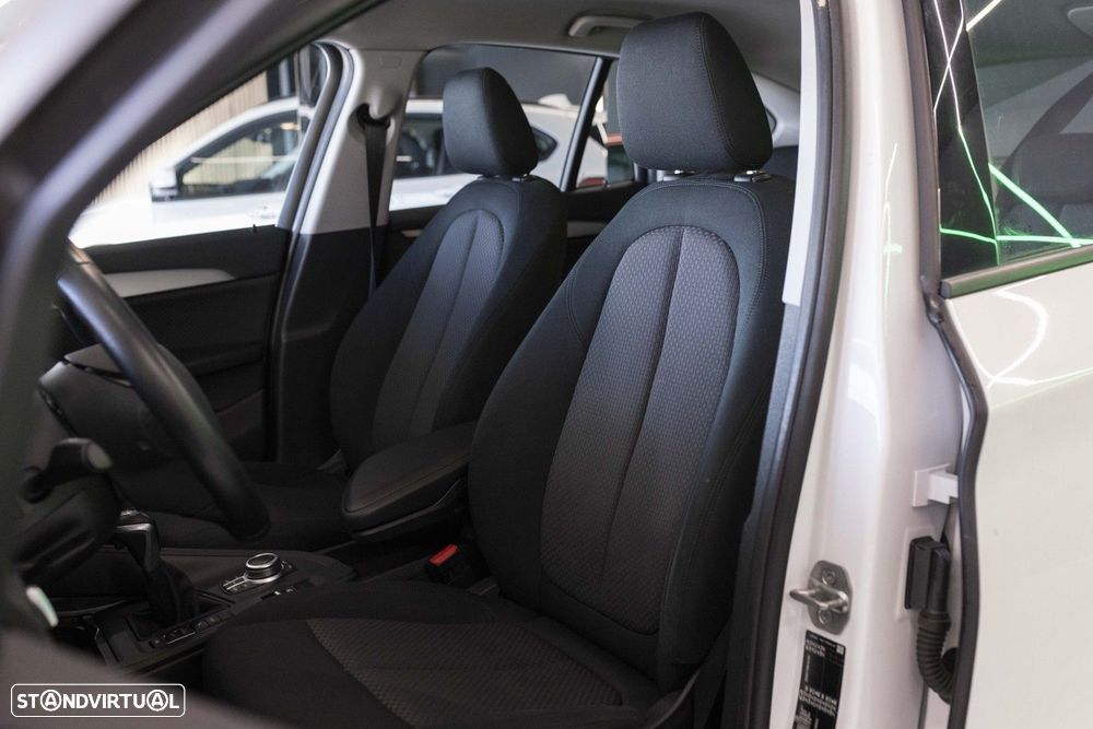 BMW X1 25 e xDrive - 12