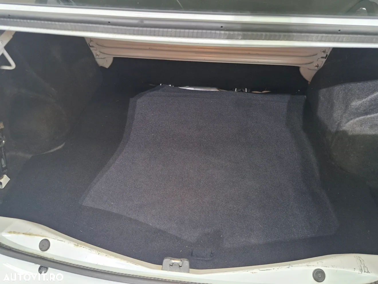Dacia Logan 1.0 SCe SL PLUS - 5