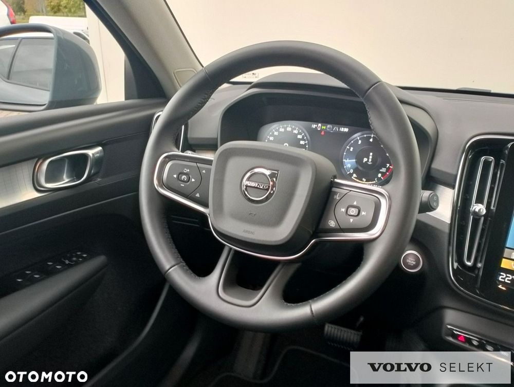 Volvo XC 40 - 23
