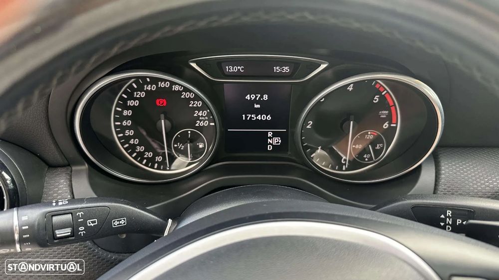 Mercedes-Benz A 180 d 7G-DCT Urban - 9