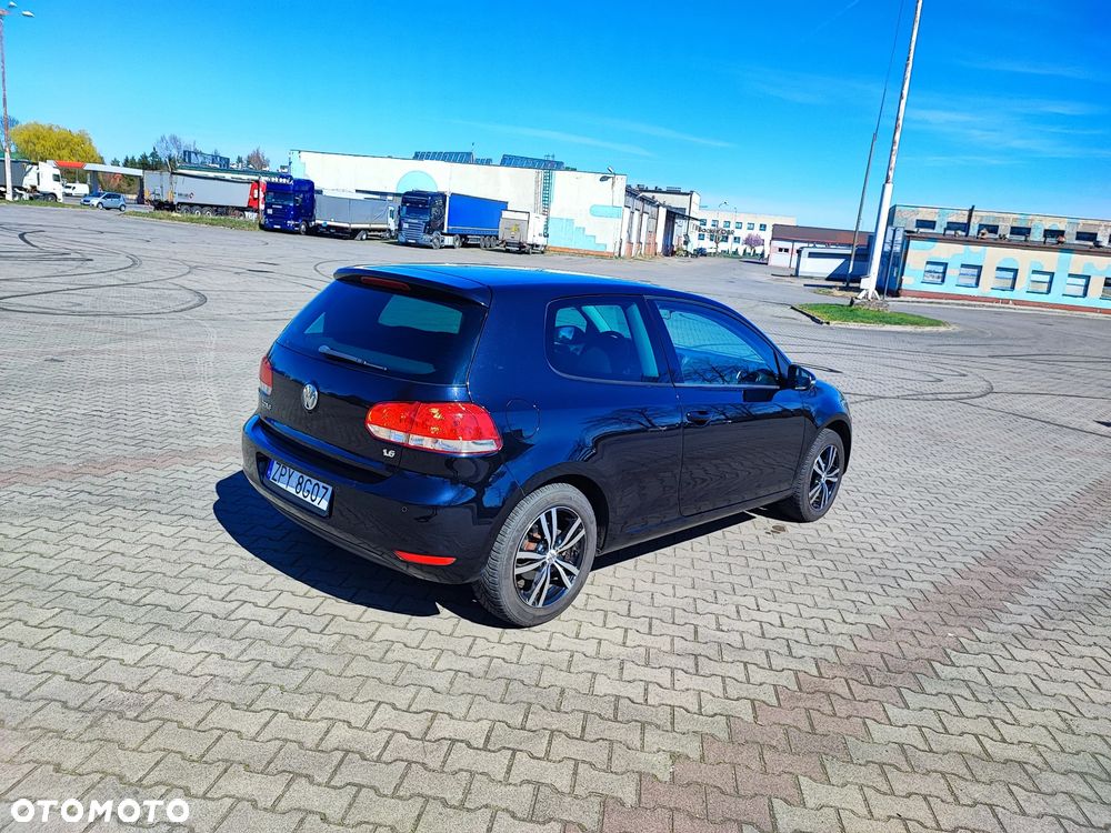 Volkswagen Golf 1.6 Team - 6