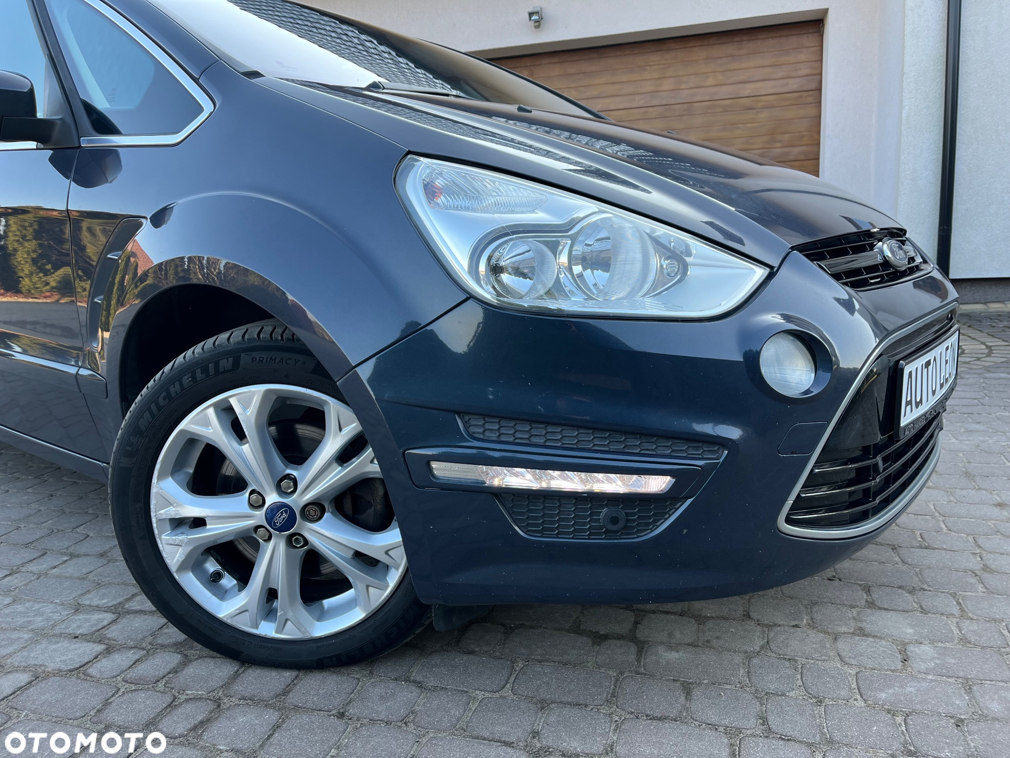 Ford S-Max 2.0 TDCi DPF Ambiente - 4
