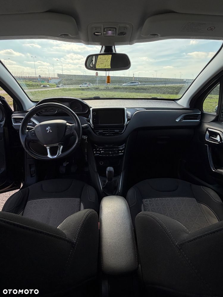 Peugeot 208 1.2 PureTech Active - 18