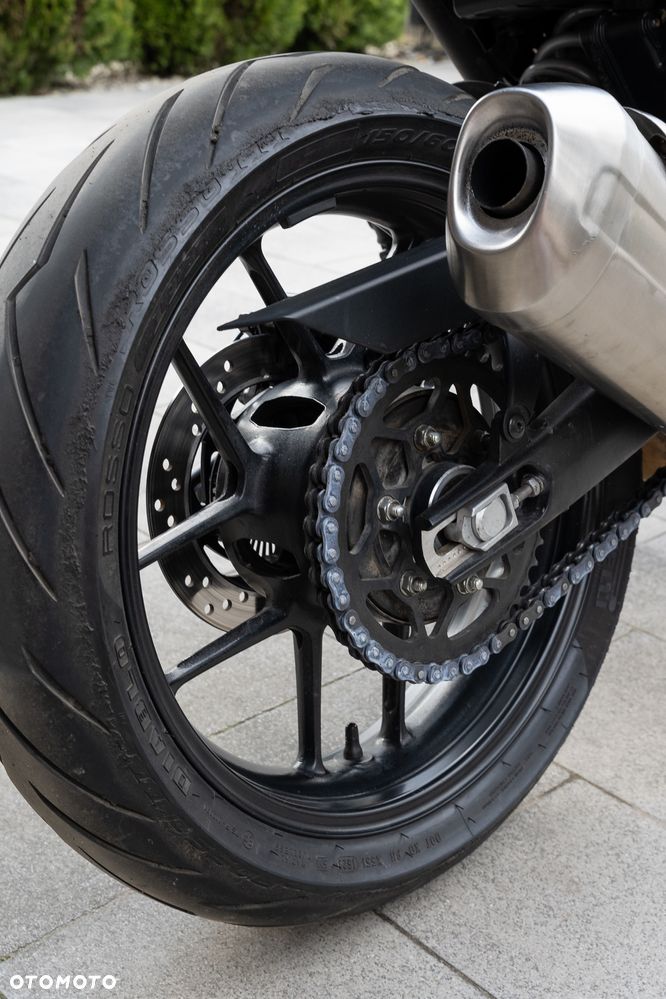 Triumph Speed Twin - 11