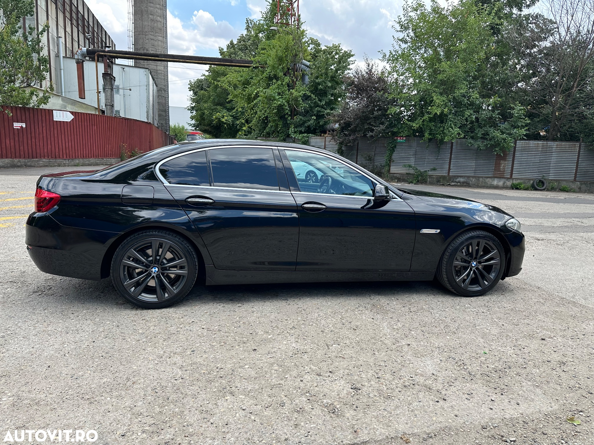 BMW Seria 5 525d xDrive AT - 5
