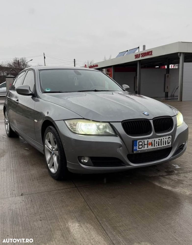 BMW Seria 3 318d - 5