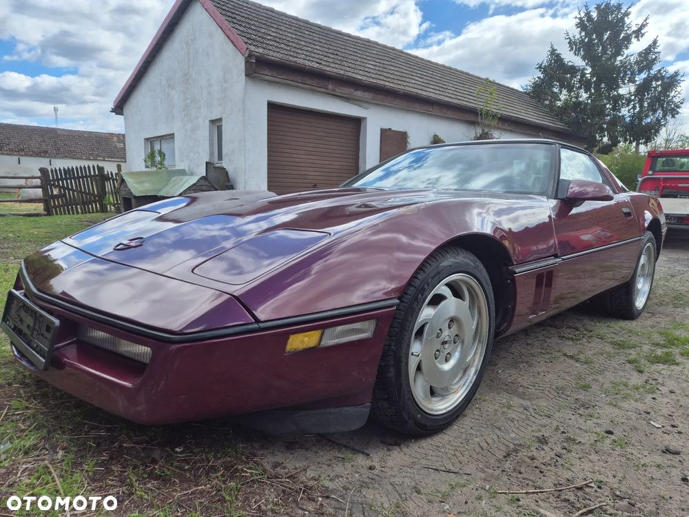 Chevrolet Corvette - 11