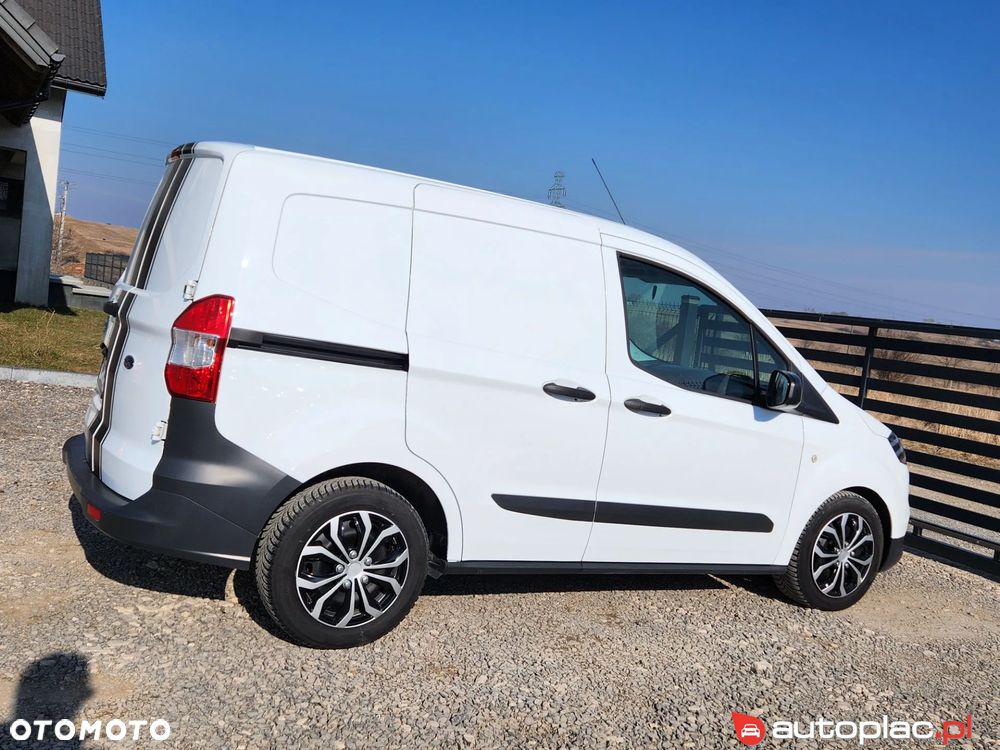 Ford Transit courier - 2