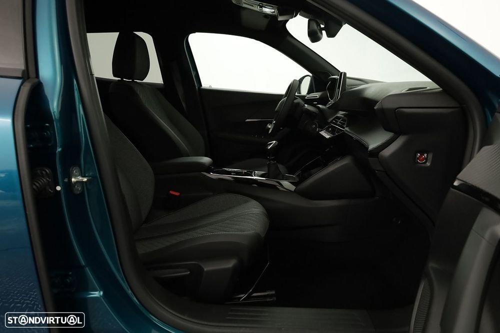 Peugeot 2008 1.2 Allure - 20