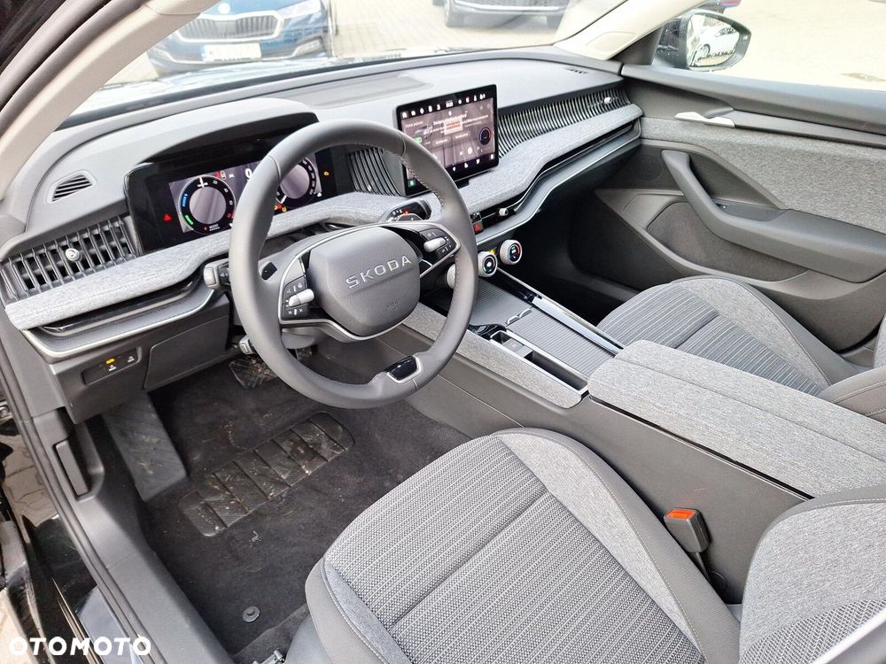 Skoda Superb 1.5 TSI Plug-in Hybrid Selection DSG - 11