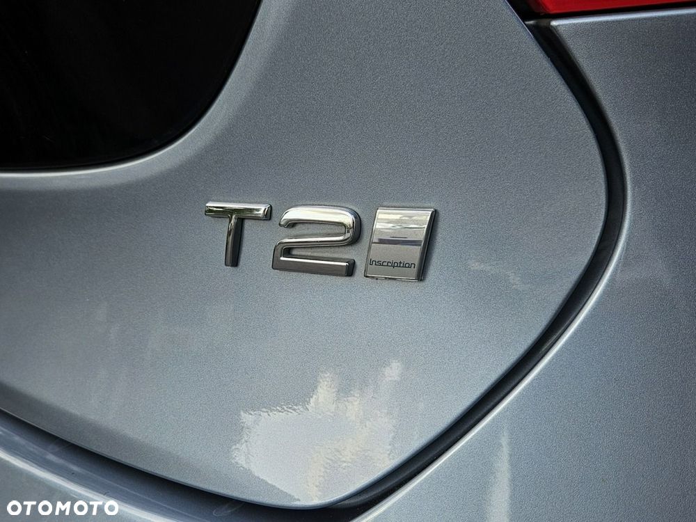 Volvo V40 T2 Inscription - 30