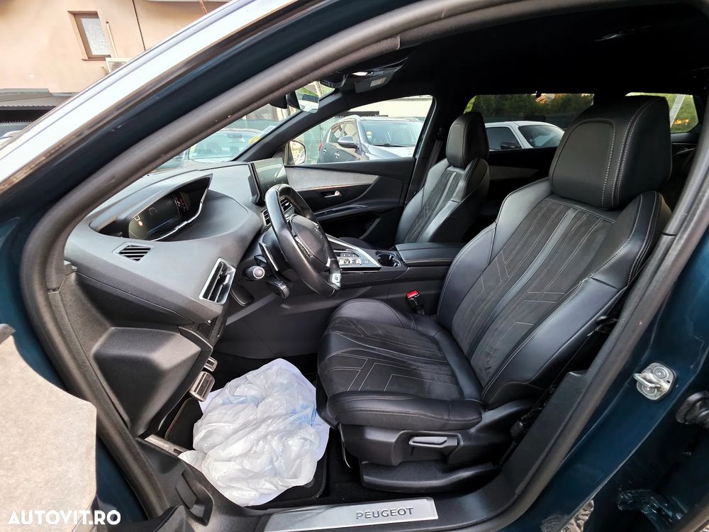 Peugeot 5008 BlueHDI 180 EAT6 GT - 30