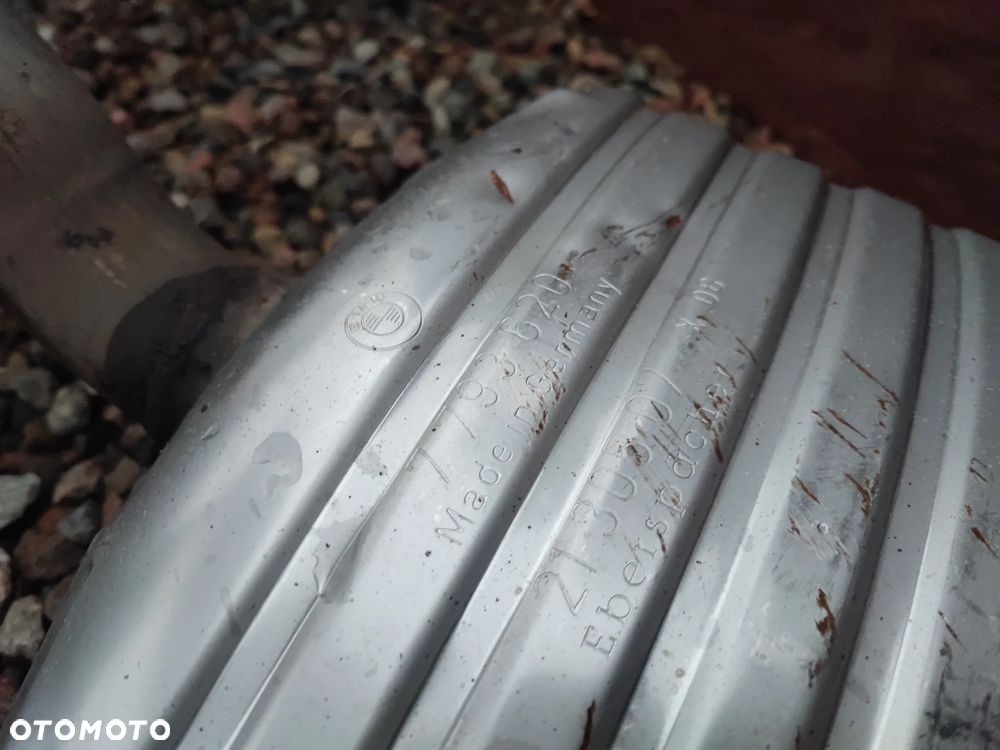 BMW E90 / E91 ORYGINALNY KOMPLETNY WYDECH /  UKŁAD WYDECHOWY / TŁUMIK KOŃCOWY + ŚRODKOWY DO SILNIKA GAMY M47D18N / M47D20 ( 1.8D / 2.0D ) DIESEL EUROPA O NR. 18 30 7 793 622 / 18 30 7 793 624 OEM W BARDZO DOBRYM STANIE - 14