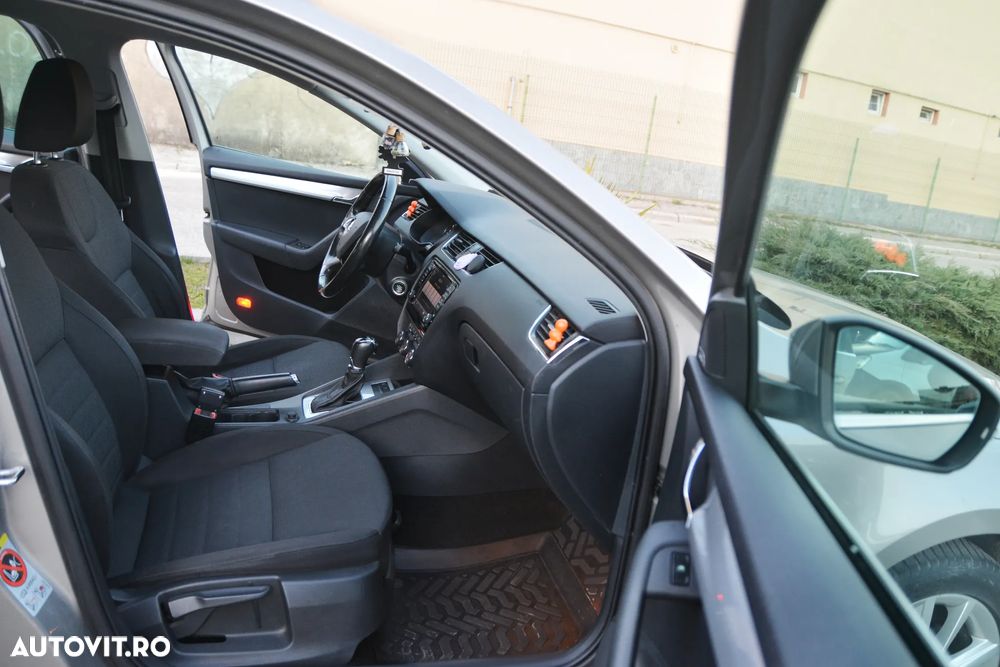 Skoda Octavia 1.6 TDI Green tec DSG Edition - 10