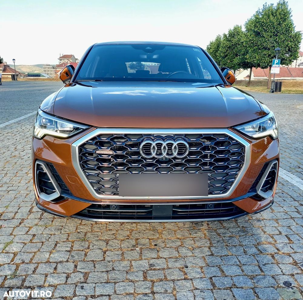 Audi Q3 Sportback 2.0 40 TDI quattro S tronic S Line - 3