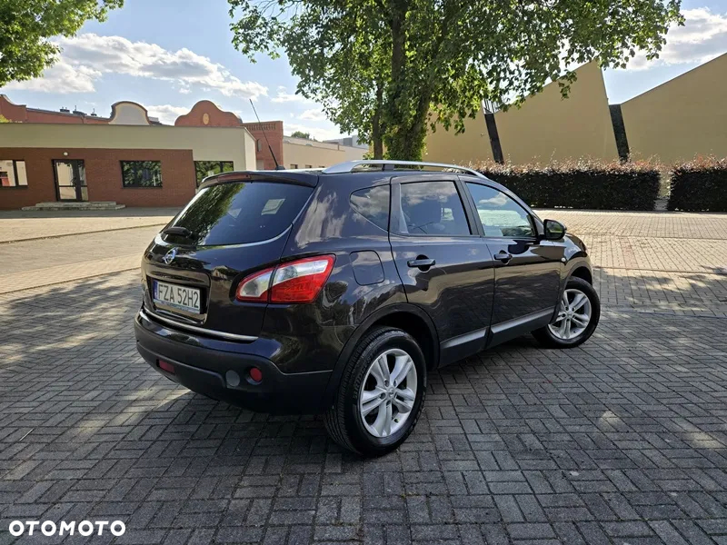 Nissan Qashqai 2.0 dCi 4 x 4 DPF I-Way - 4