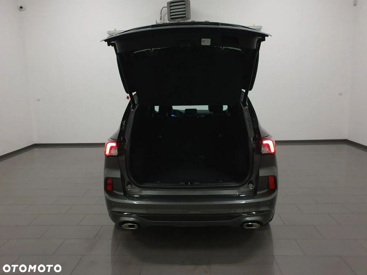 Ford Kuga 2.0 EcoBlue 4x4 ST-LINE X - 5