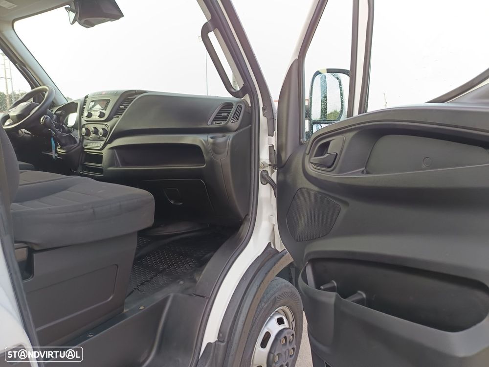 Iveco Daily 3.0 35C16H 3750 CD - 22